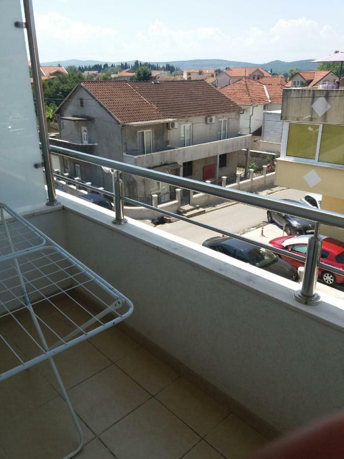 Mona&Mike Apartments Tivat Kültér fotó
