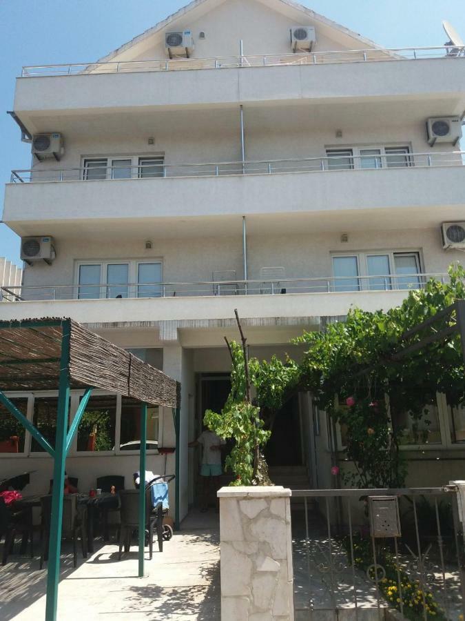 Mona&Mike Apartments Tivat Kültér fotó