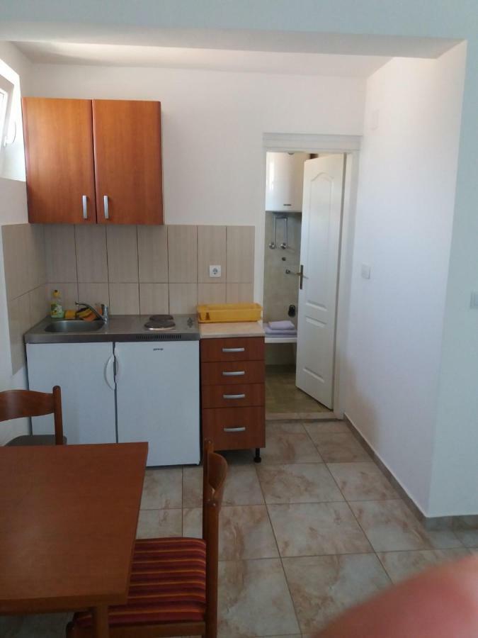 Mona&Mike Apartments Tivat Kültér fotó