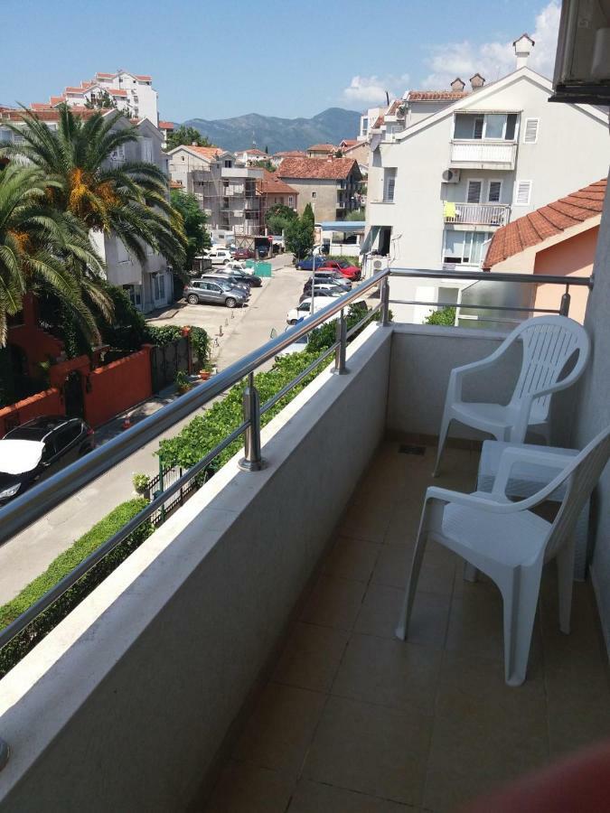 Mona&Mike Apartments Tivat Kültér fotó